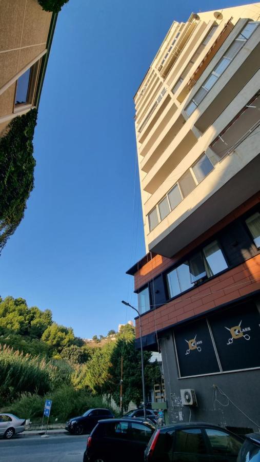Sunset Seaview Apartment Durrës Esterno foto